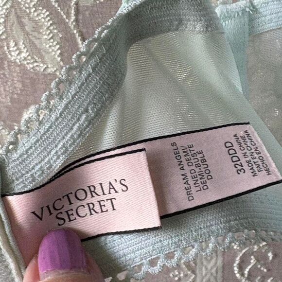 Victoria's Secret Dream Angel Mint Green Lace Demi Bra - Picture 4 of 5